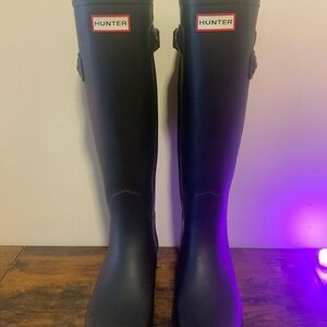 Hunter Black Glossy Rain Boots
